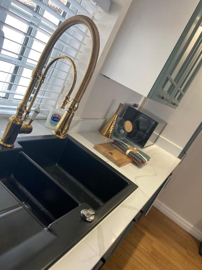 Apartment22. A Stylish And Spacious Apartment In The Heart Of Historic Market Town Of Beverley. Exteriör bild